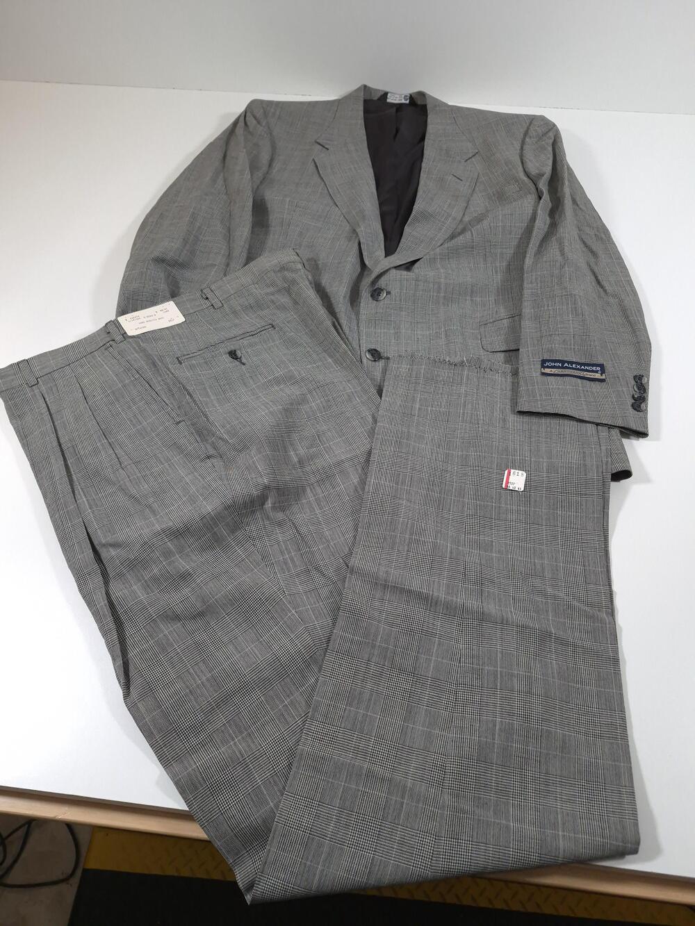 John Alexander Suit Mens 46 Long Gray Wool Check 2 Piece 41x35 USA NWT FLAW